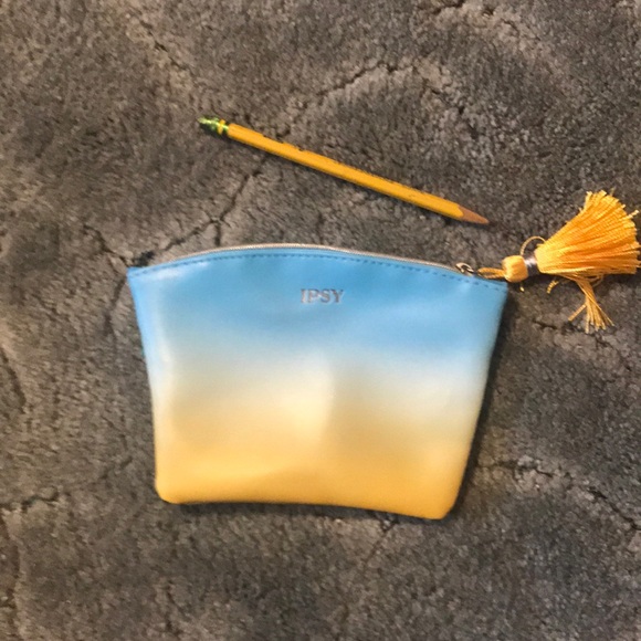 Small ipsy make up bag - Picture 3 of 4